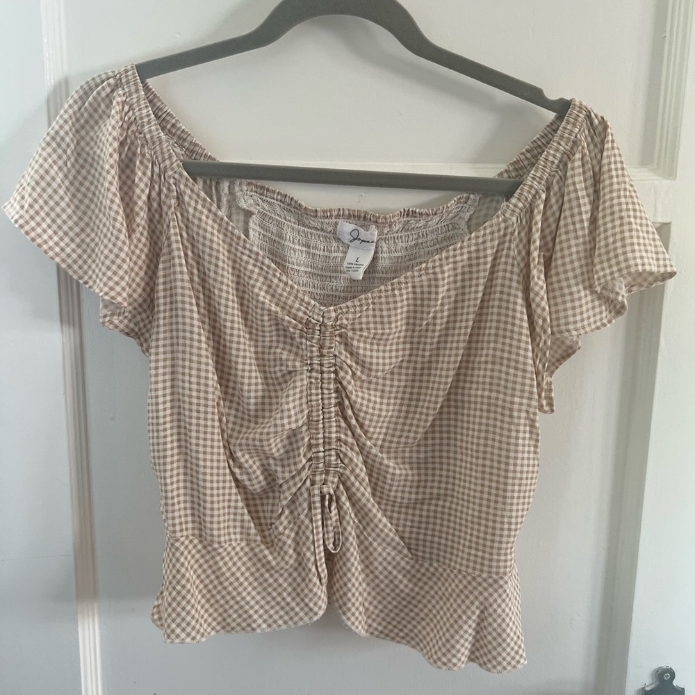 Casual gingham summer T-shirt blouse